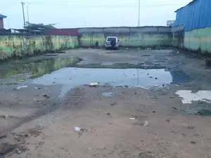 Dry Table Land Off the Major Road at Ojo