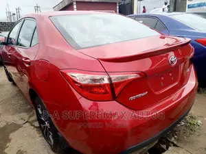 Toyota Corolla 2017 Red