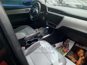 Toyota Corolla LE (1.8L 4cyl 2A) 2019 Black