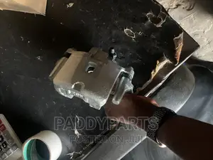 Mitsubishi Pajero Brake Caliper