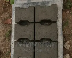 Pave Stone Machine