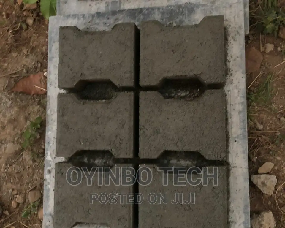 Pave Stone Machine