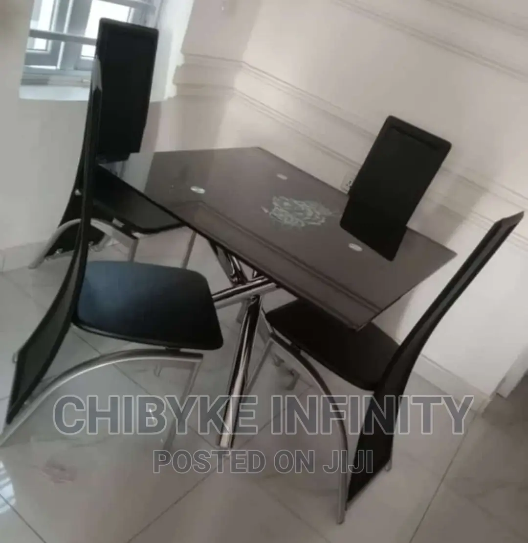 Classic 4 Seaters Glass Top Dining Set