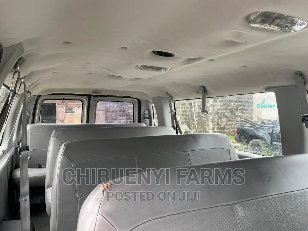 Ford E350 2007 Grey