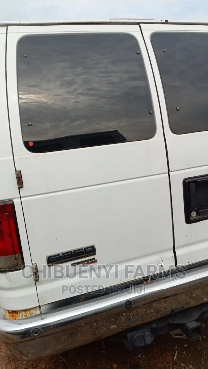 Ford E350 2010 White
