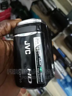 JVC HD Harddisk and Memory Card Camera