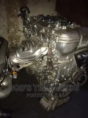 Toyota Avensis Engine 3zr 4plug 2010 Model
