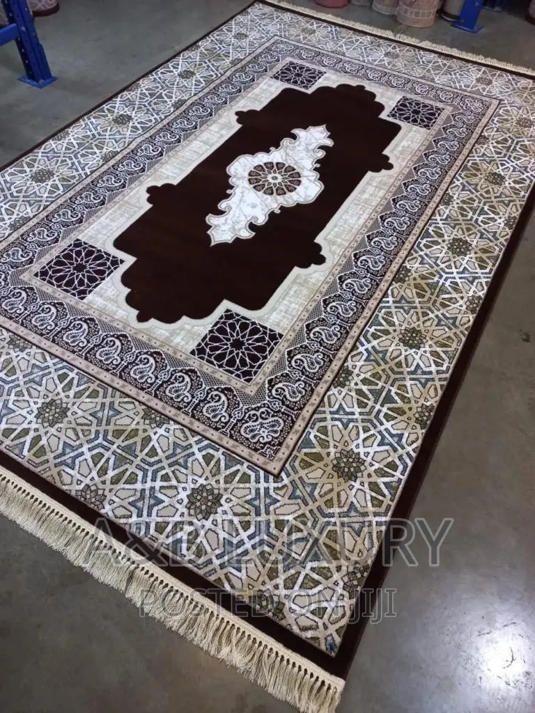 High Quality Turkish Center Rug