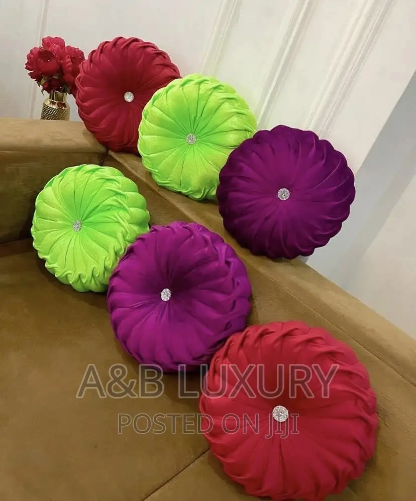 Quality Stylish Throw Pillows