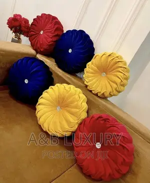 Quality Stylish Throw Pillows