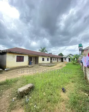 3bdrm Block of Flats in New Road Off Ada, Port-Harcourt for sale
