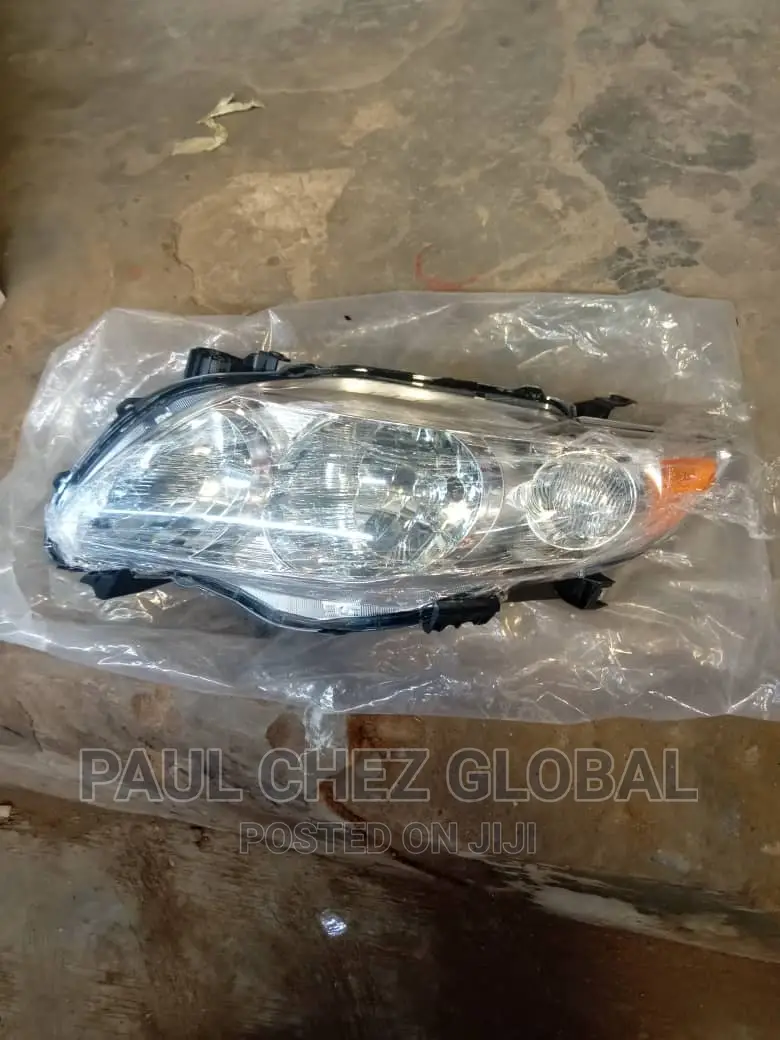 Head Light Toyota Corolla 08