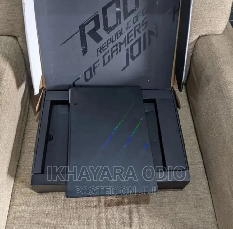 Laptop Asus ROG Zephyrus M16 GU603HR 16GB Intel Core I9 SSD 1T