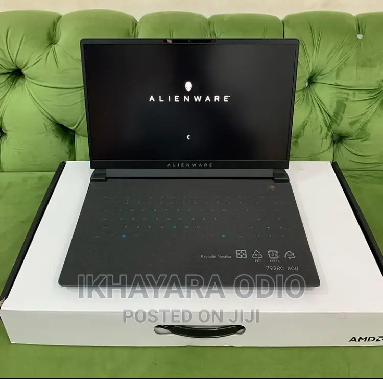 Laptop Alienware M17x R2 32GB Intel Core I7 SSD 1T