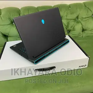Laptop Alienware M17x R2 32GB Intel Core I7 SSD 1T