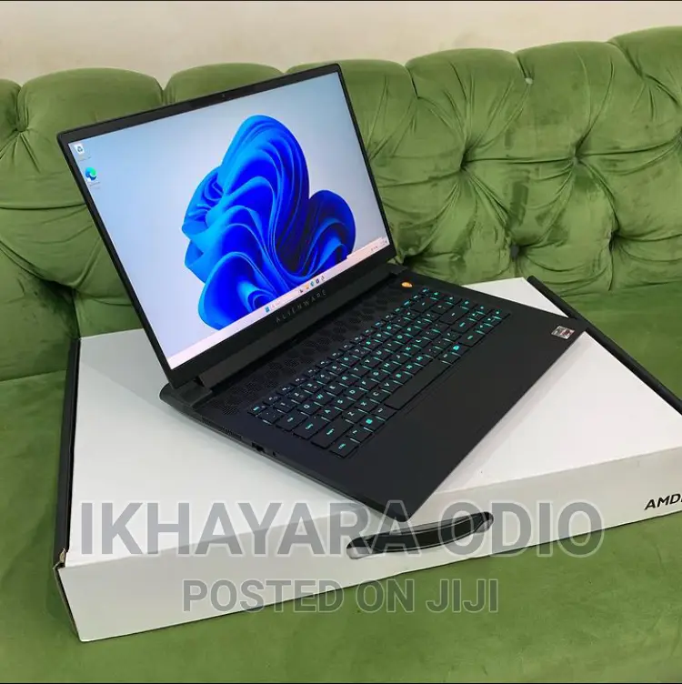 Laptop Alienware M17x R2 32GB Intel Core I7 SSD 1T