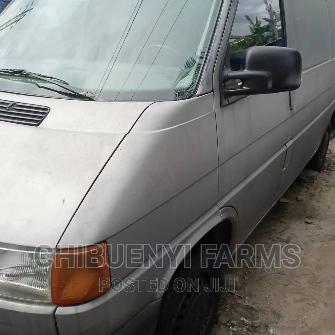 Volkswagen Transporter 2002 Grey