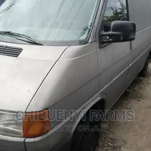 Volkswagen Transporter 2002 Grey