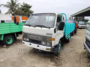 Toyota Dyna 200 Perfect Condition