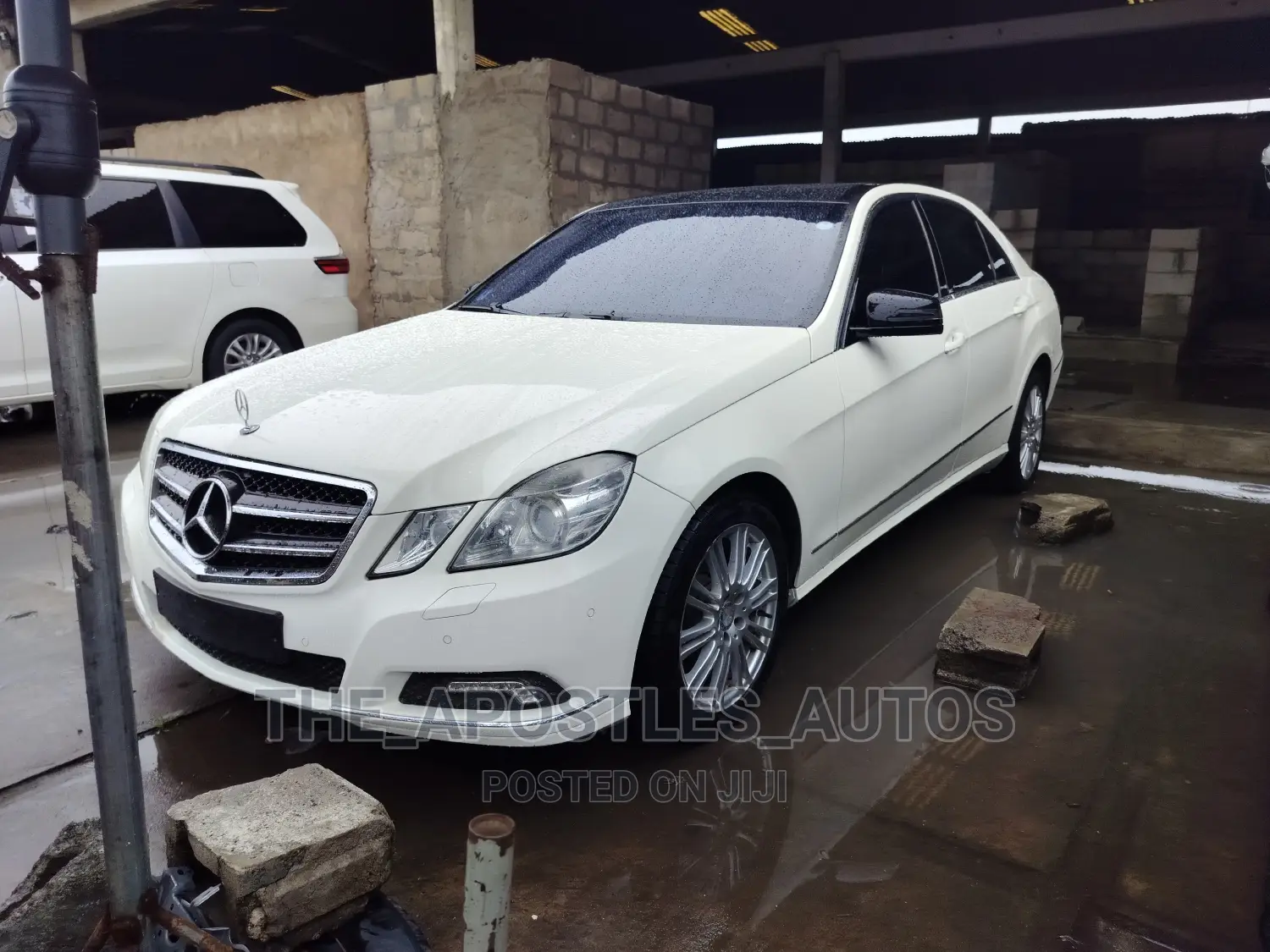 Mercedes-Benz E350 2011 White