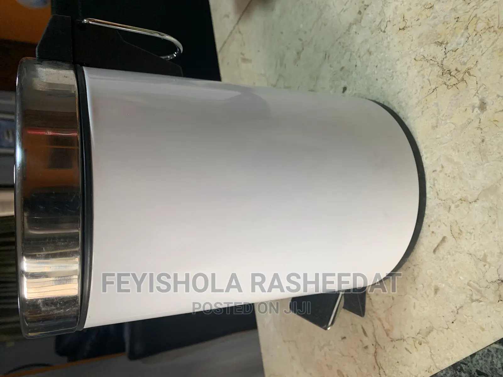 White 3 Liters Pedal Bin