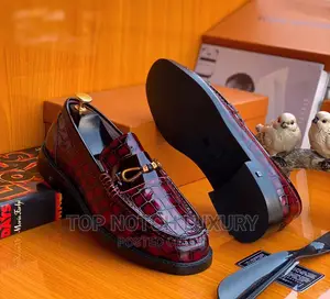 Louis Vuitton Men Flat Shoe