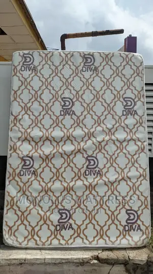 Unifoam Diva 4 by 6 by 8 Inches Original Mattress
