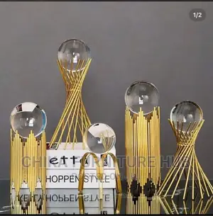 Decorative Figurines