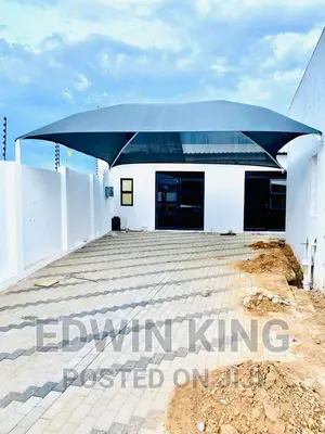 003 Carport