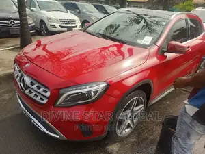 Mercedes-Benz GLA 250 2016 Red