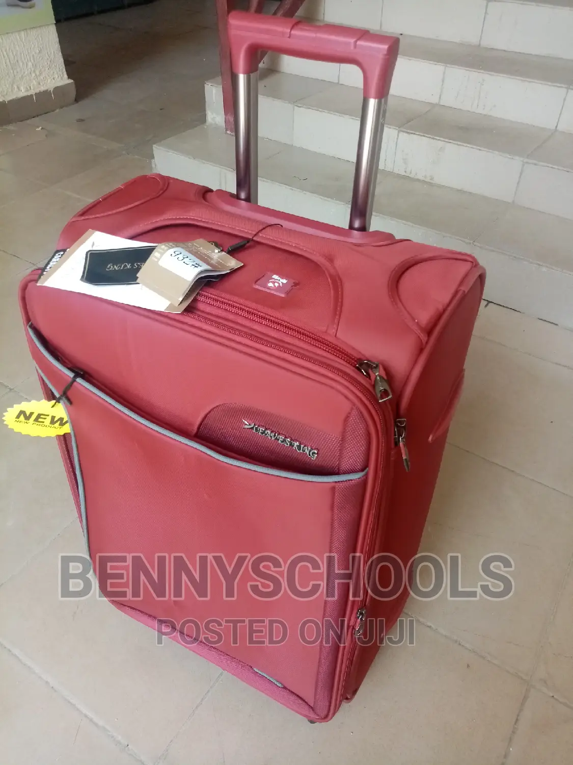 Medium Leaves King Traveling Luggage Box
