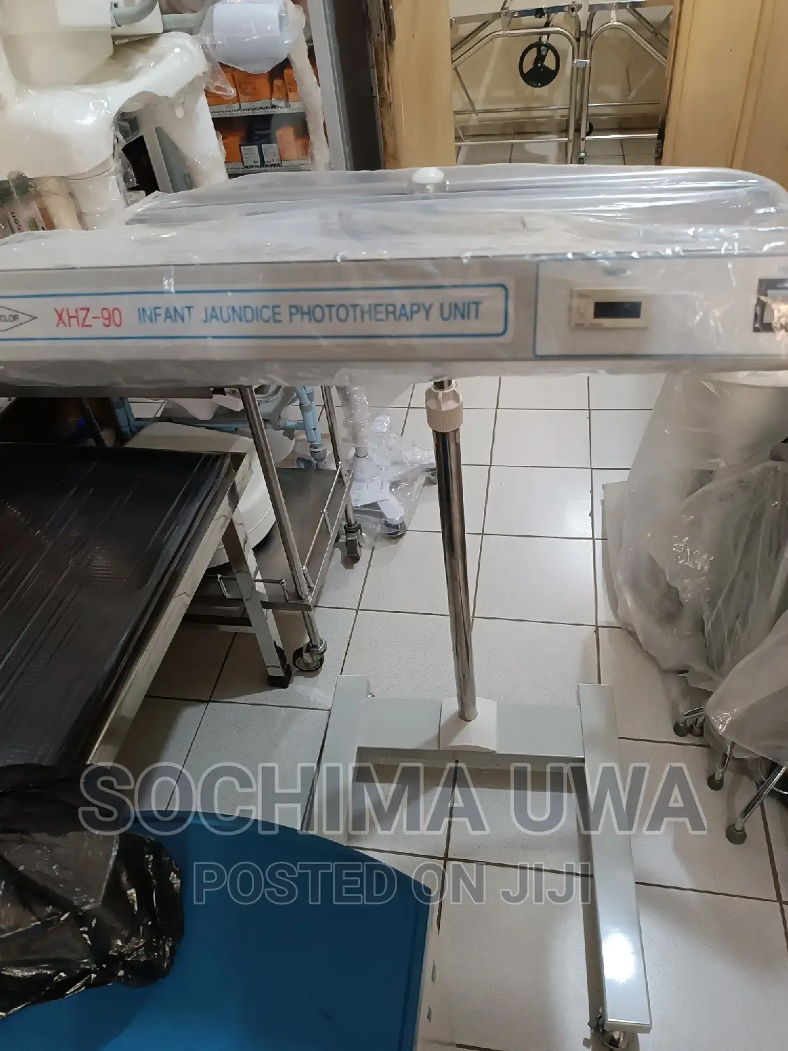 Jaundice Phototherapy Machine