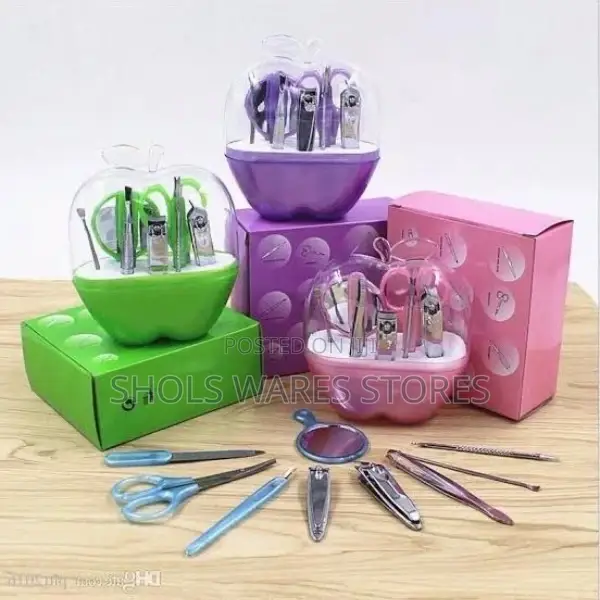 Nail Manicure Set - Apple Shape