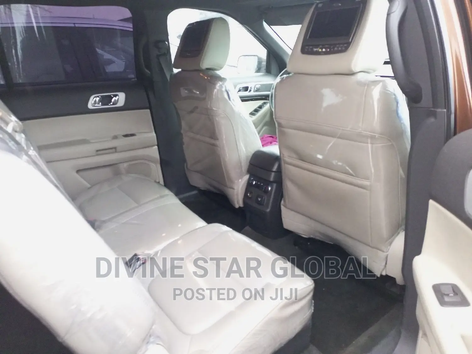 Ford Explorer 2013 Brown