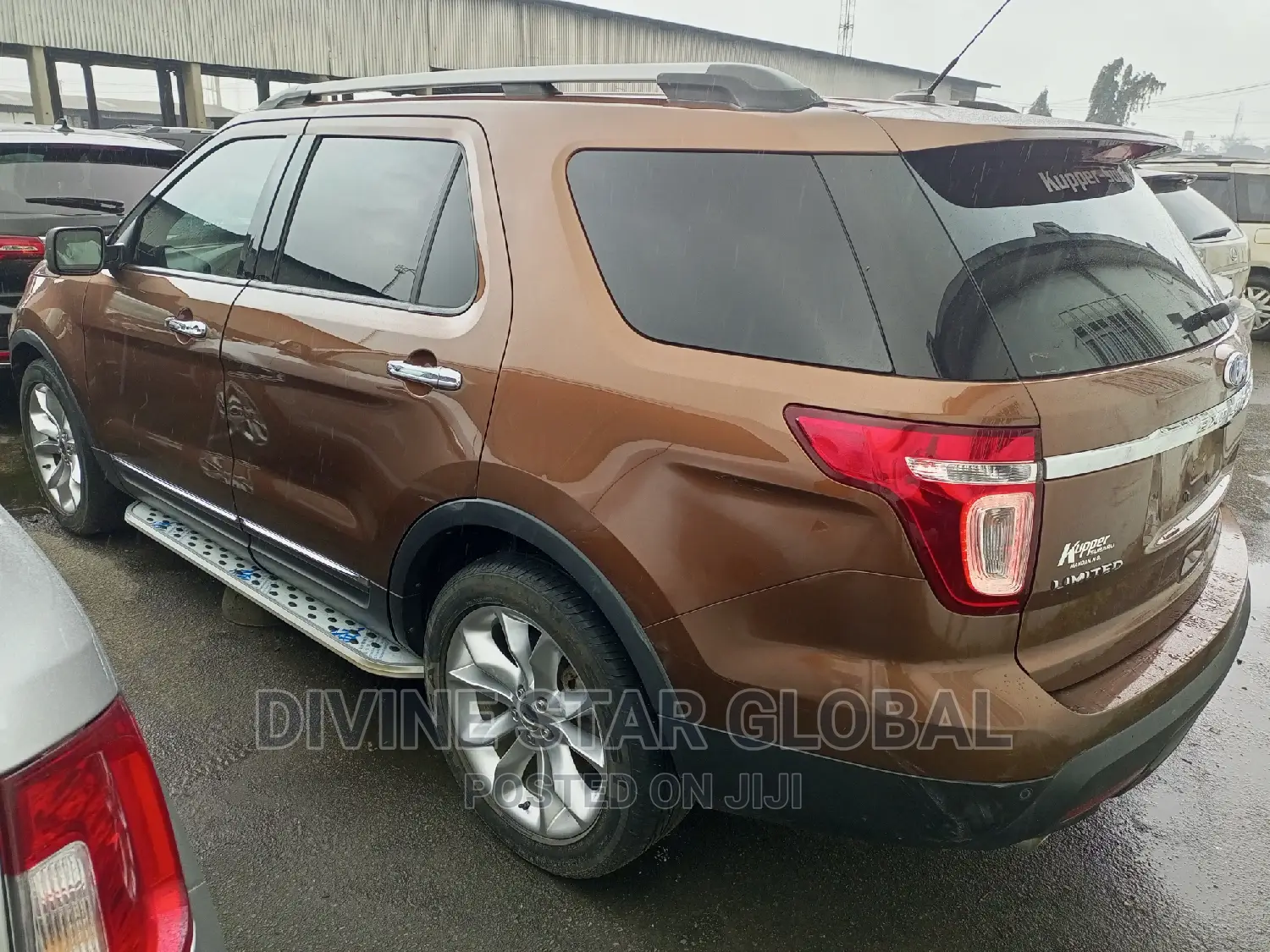 Ford Explorer 2013 Brown
