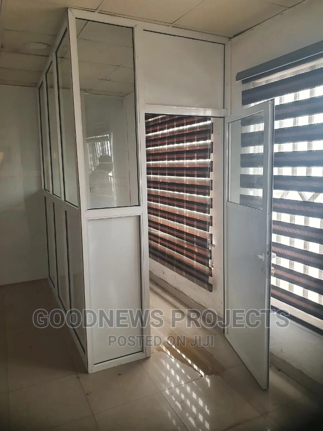 Aluminium Partitioning for Office