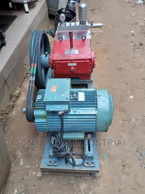 500 Bar Water Blasting Machine