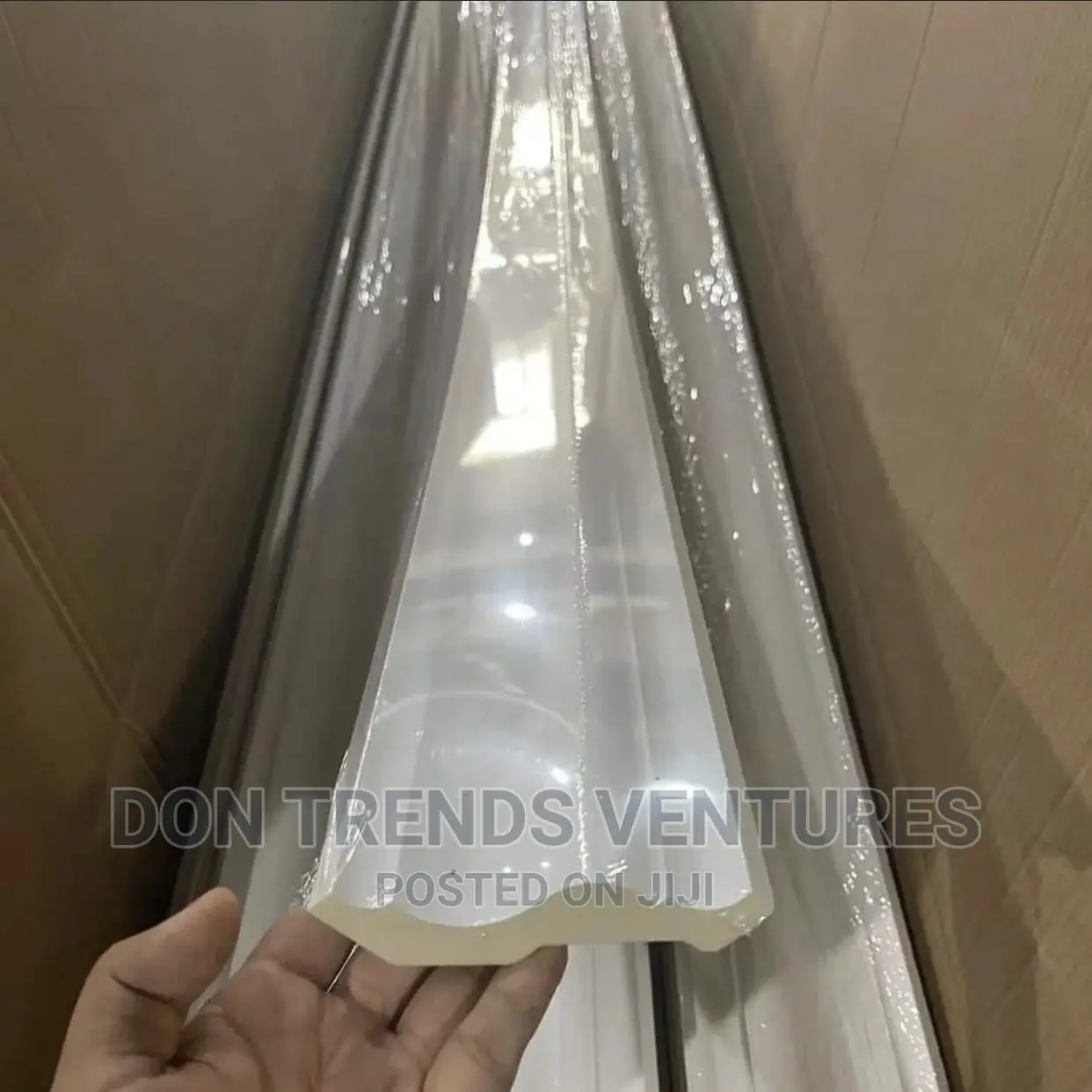 Ceiling Edge Cornice