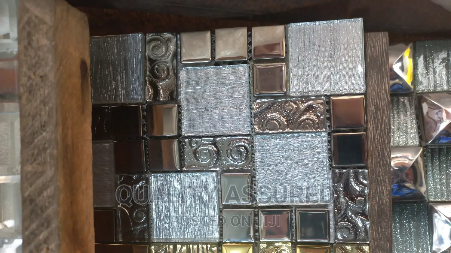 Mosaic Tiles Gold
