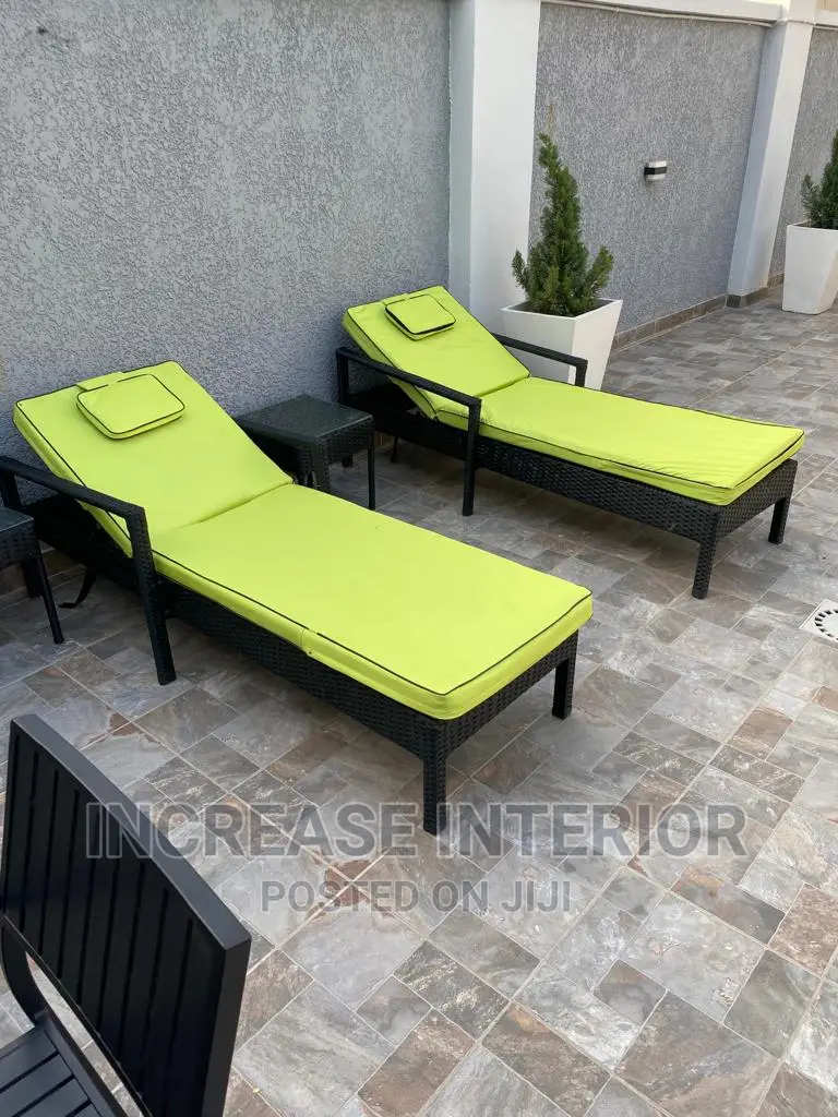 Quality Outdoor Pole Bed