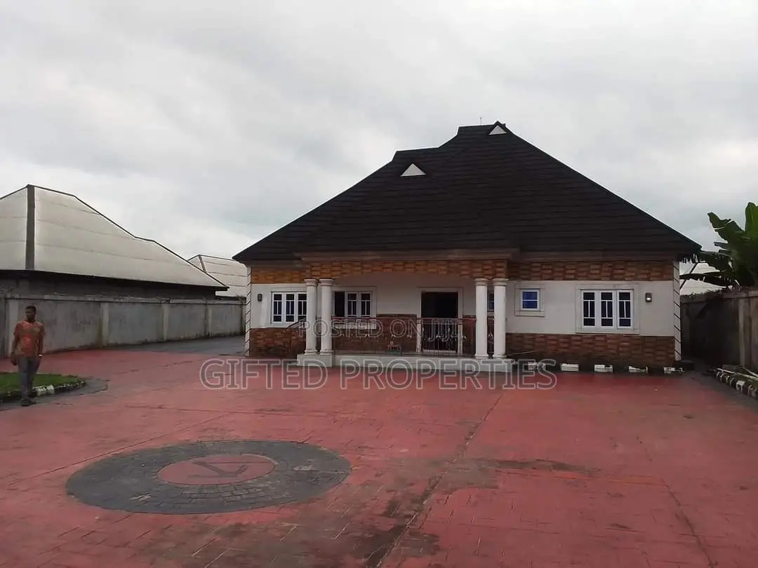 Furnished 3bdrm Bungalow in Umulu Eneka, Port-Harcourt for sale
