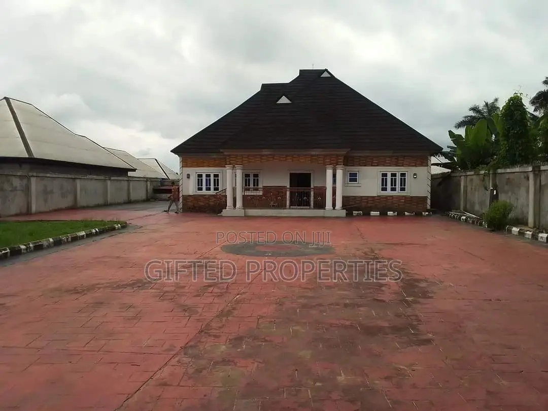 Furnished 3bdrm Bungalow in Umulu Eneka, Port-Harcourt for sale