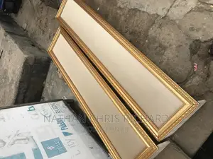 High Quality Royal Curtain Boards