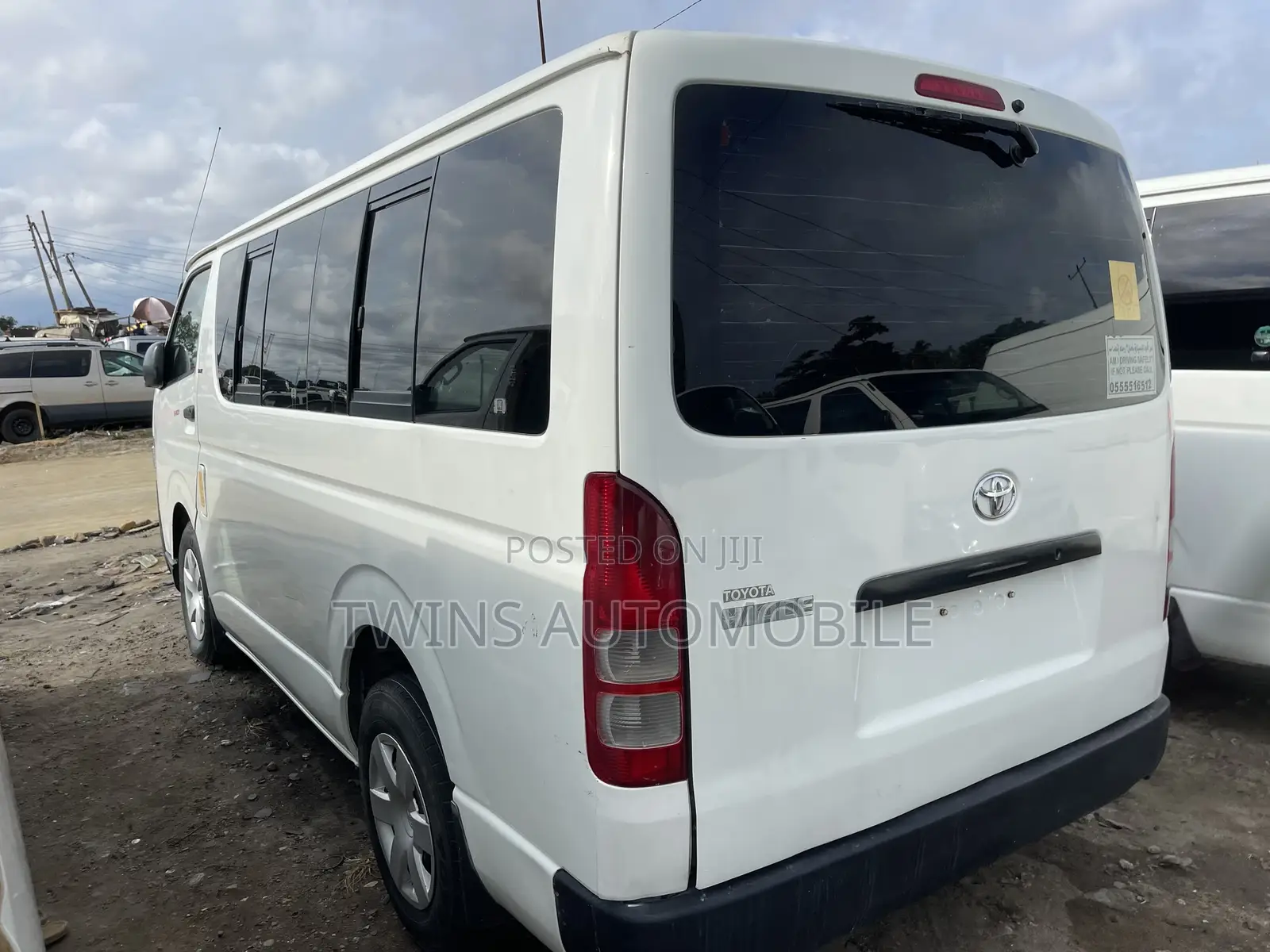 Toyota HiAce 2010 White