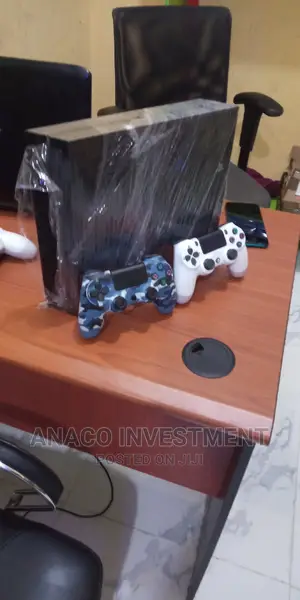 Playstation 4 Very Clean Uk 10 Games Installed