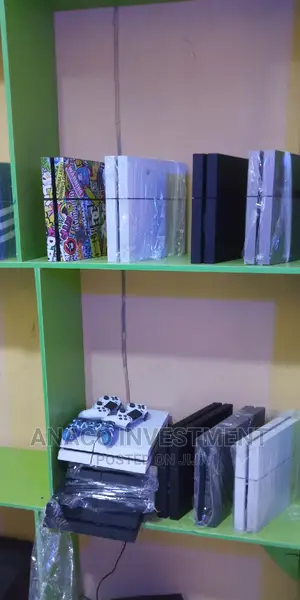 Uk Used Playstation4 With One Controller