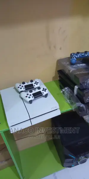 Direct Uk Used Playstation4 With 1controller 10hit Games