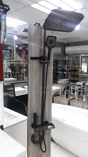 Standing Shower With Sprinkler Head