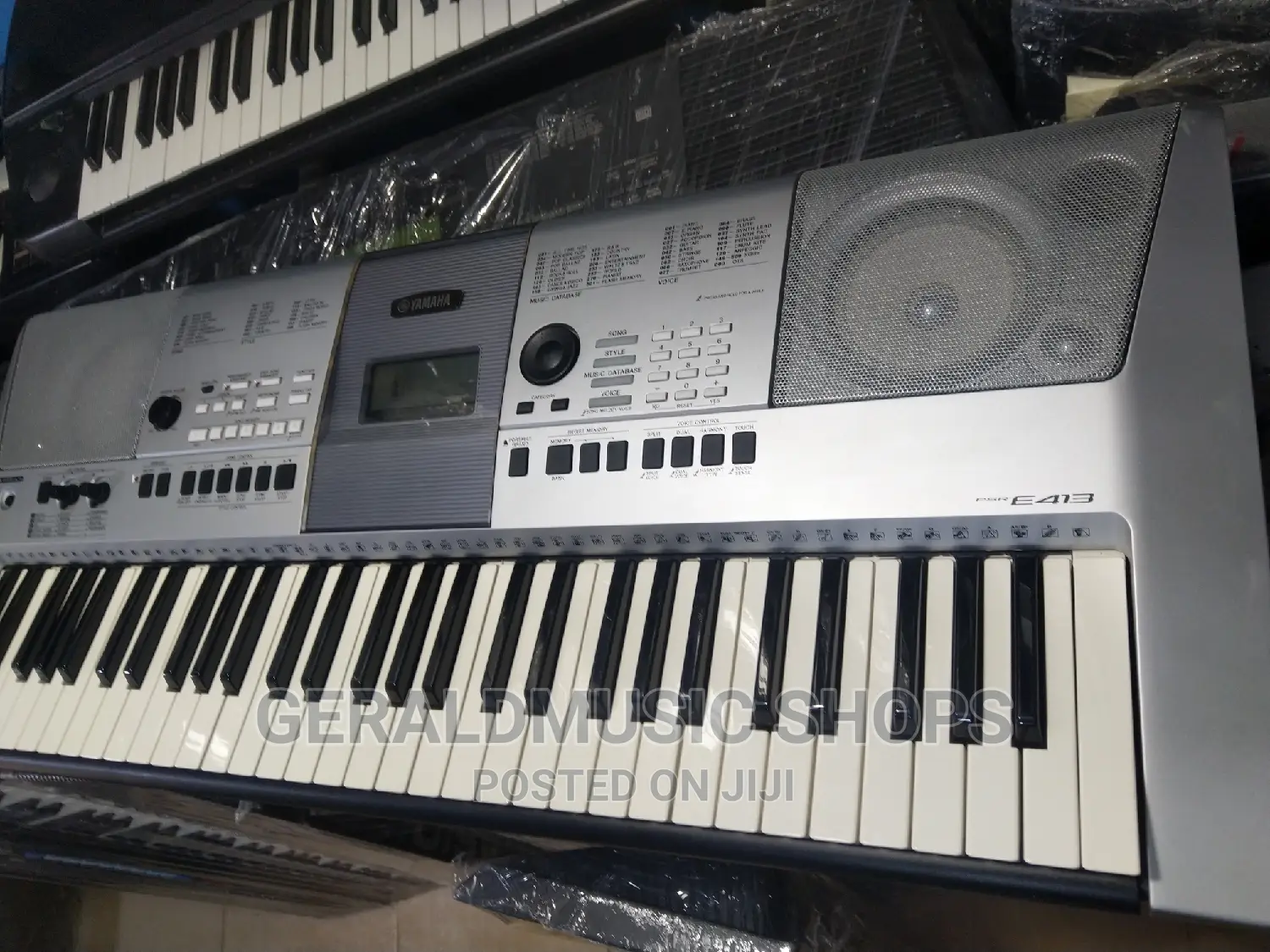 UK Used Yamaha PSR-E413 Keyboard
