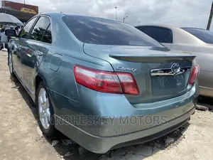 Toyota Camry 2.4 SE Automatic 2008 Green